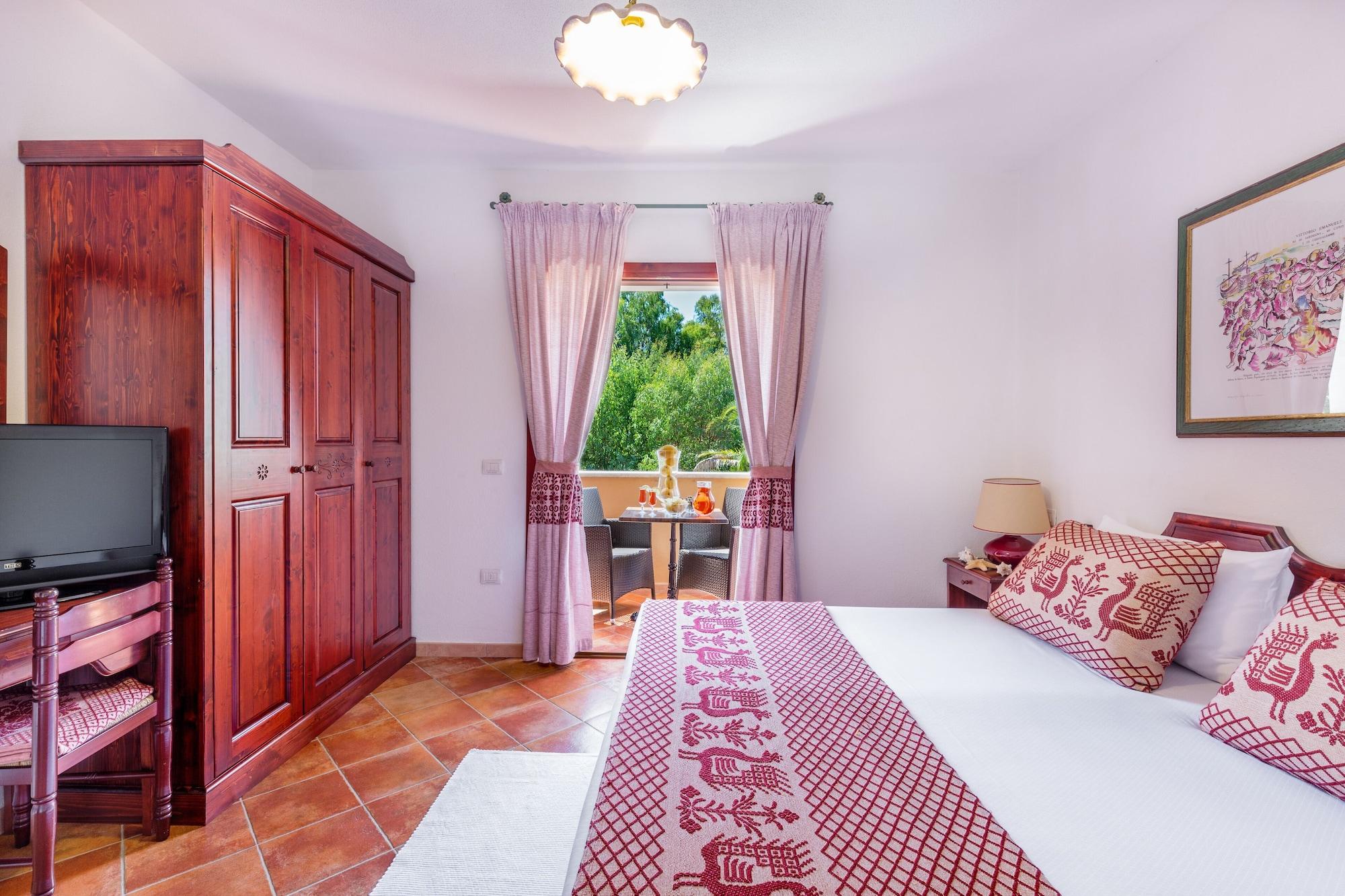 Residence Sos Alinos Cala Liberotto Eksteriør billede